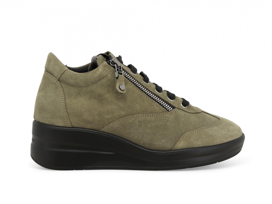 Sneakers donna in camoscio verde r25625z