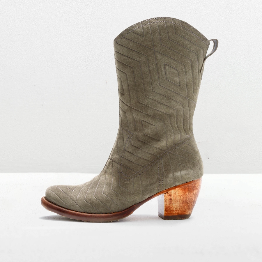 S3098S VESUBIO CARIBOU/ MUNSON 36