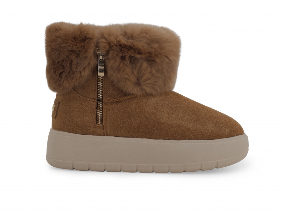 Stivaletto donna in camoscio beige con fodera in montone 093501