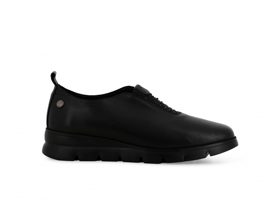 Mocassino donna morbido con elastico in pelle nero 055002z