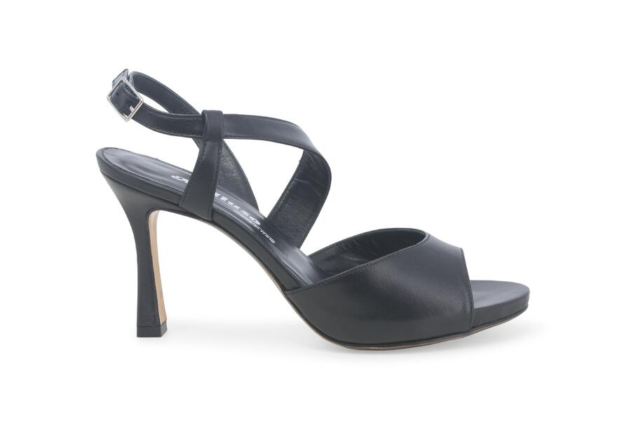 Sandalo donna elegante in pelle nero e1805w