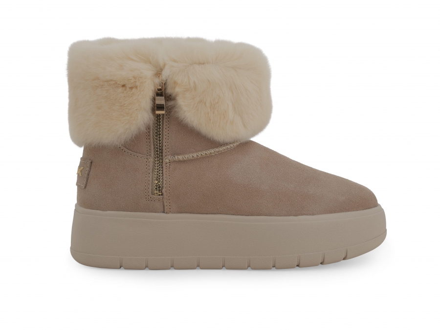 Stivaletto donna in camoscio ghiaccio con fodera in montone 093501