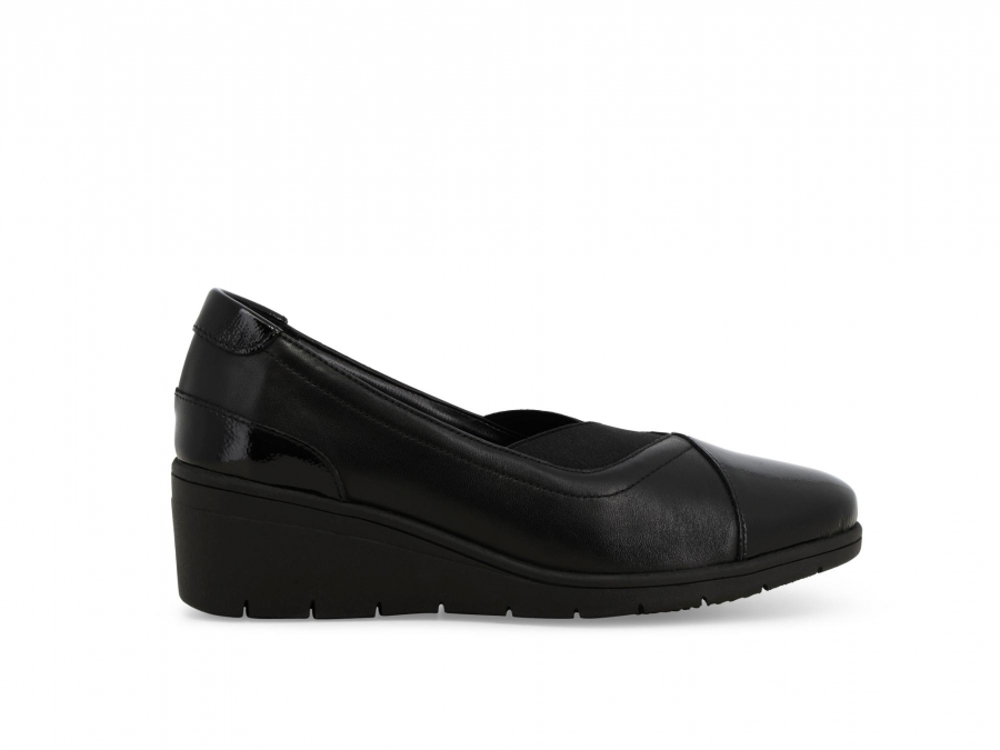 Décolleté donna comodo in vernice e morbida pelle in camoscio nero k91616z