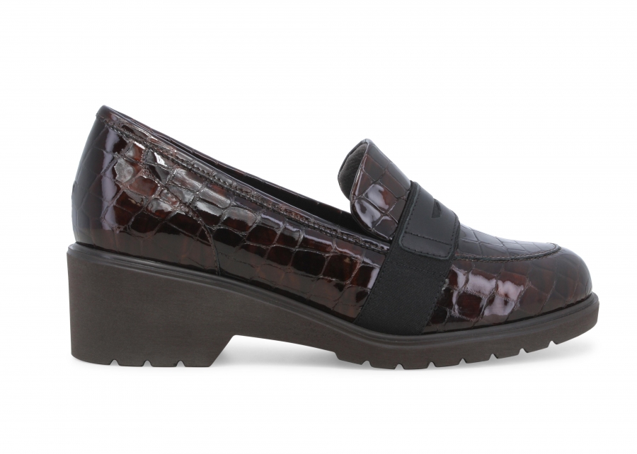 Mocassino donna in vernice sioux moro r35740w