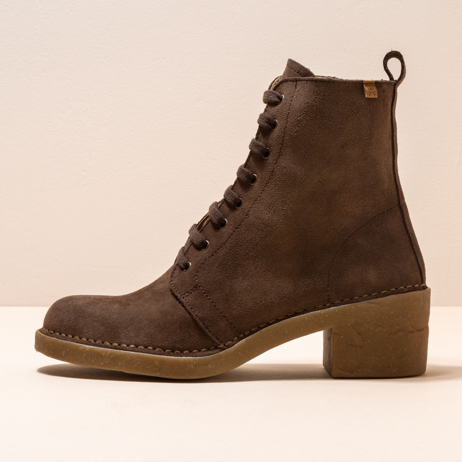 N5660 LUX SUEDE BROWN / TICINO 42