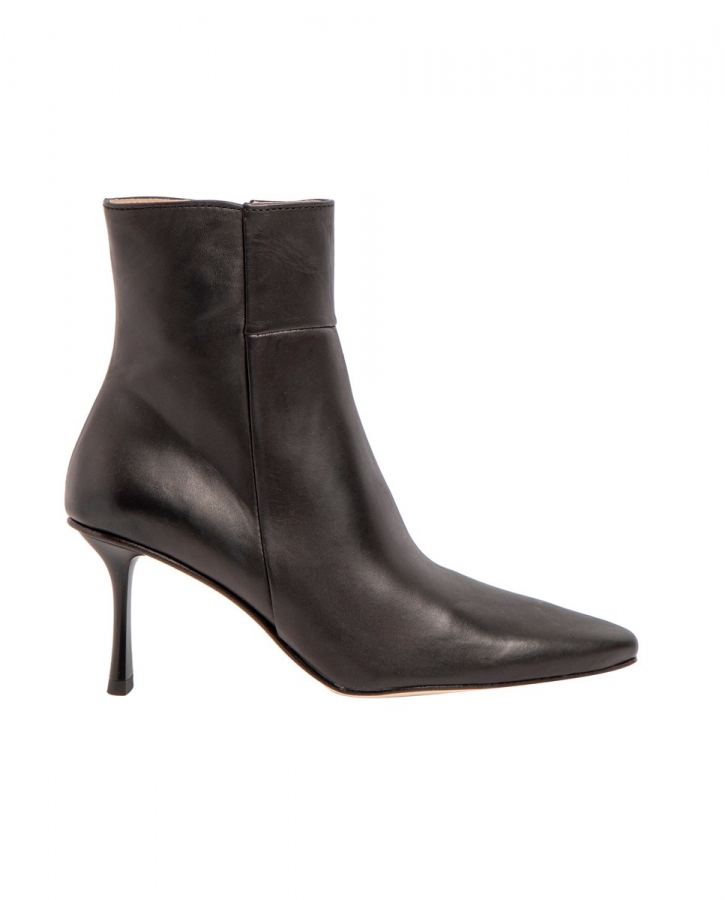 S3195 NAPPA BLACK/ VILANA 36