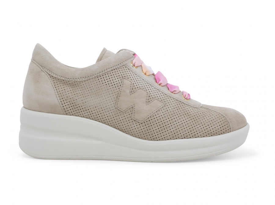 Sneakers donna in camoscio fondotinta r20245z