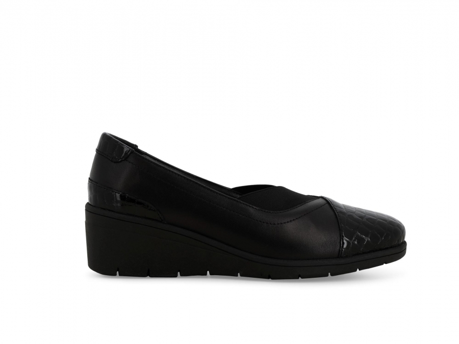 Décolleté donna comodo in vernice e morbido camoscio nero k91616z